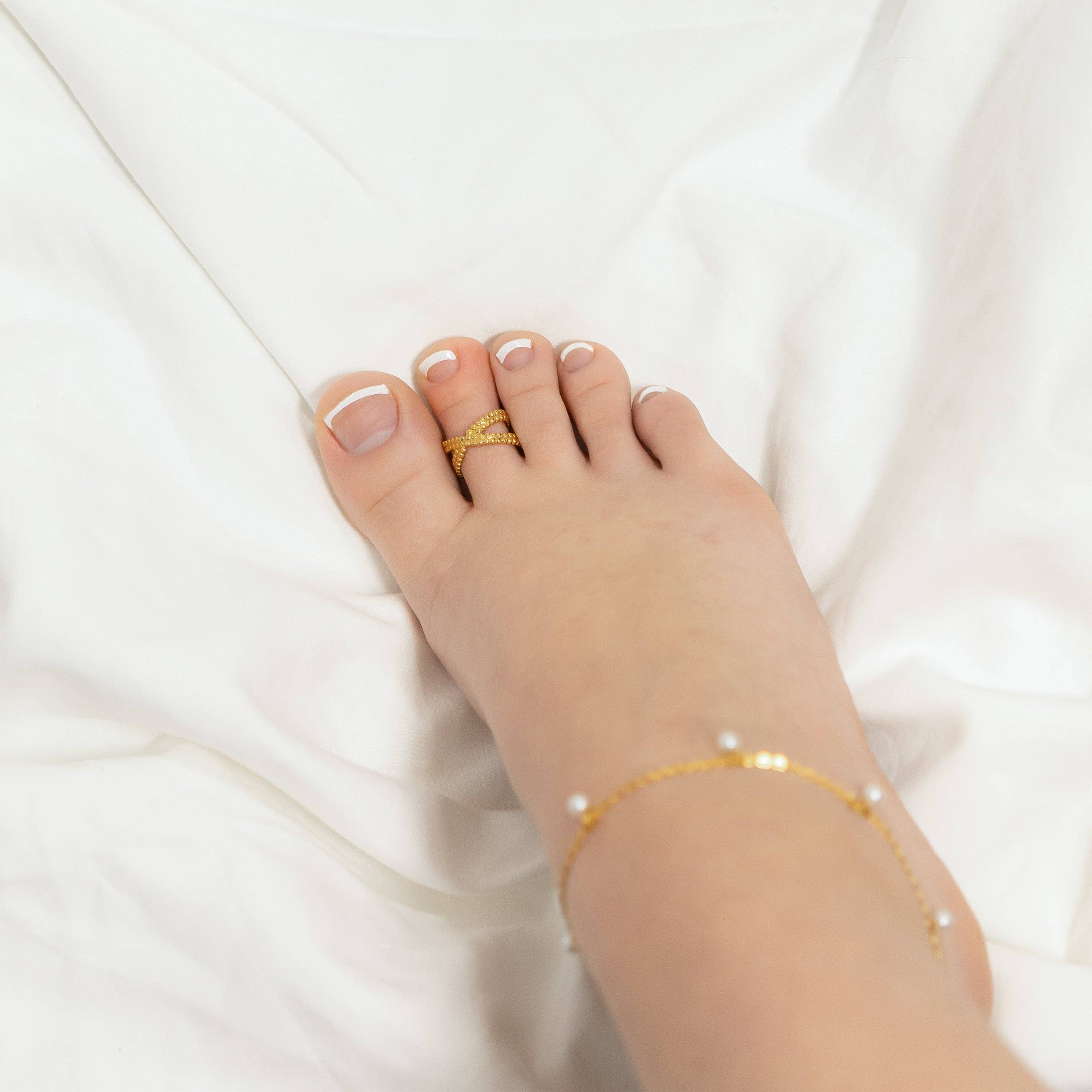 18K Gold PVD Stainless Steel Cross Over Toe Ring
